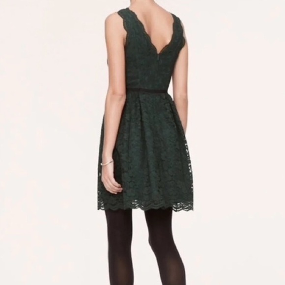 loft green lace dress | Dresses | Ann Taylor Loft And Black Size 8 --AdjustBracelet